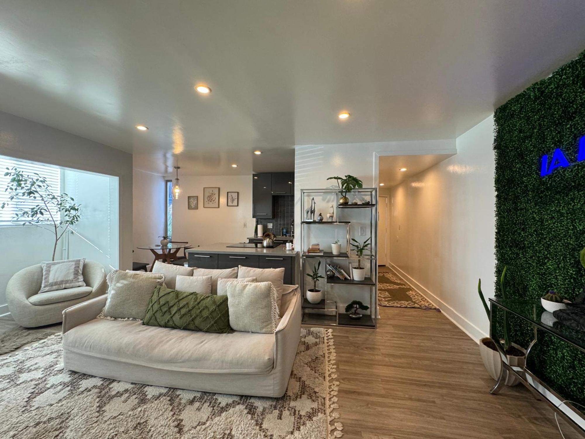 La La Land By Luca Apartment Los Angeles Exterior photo